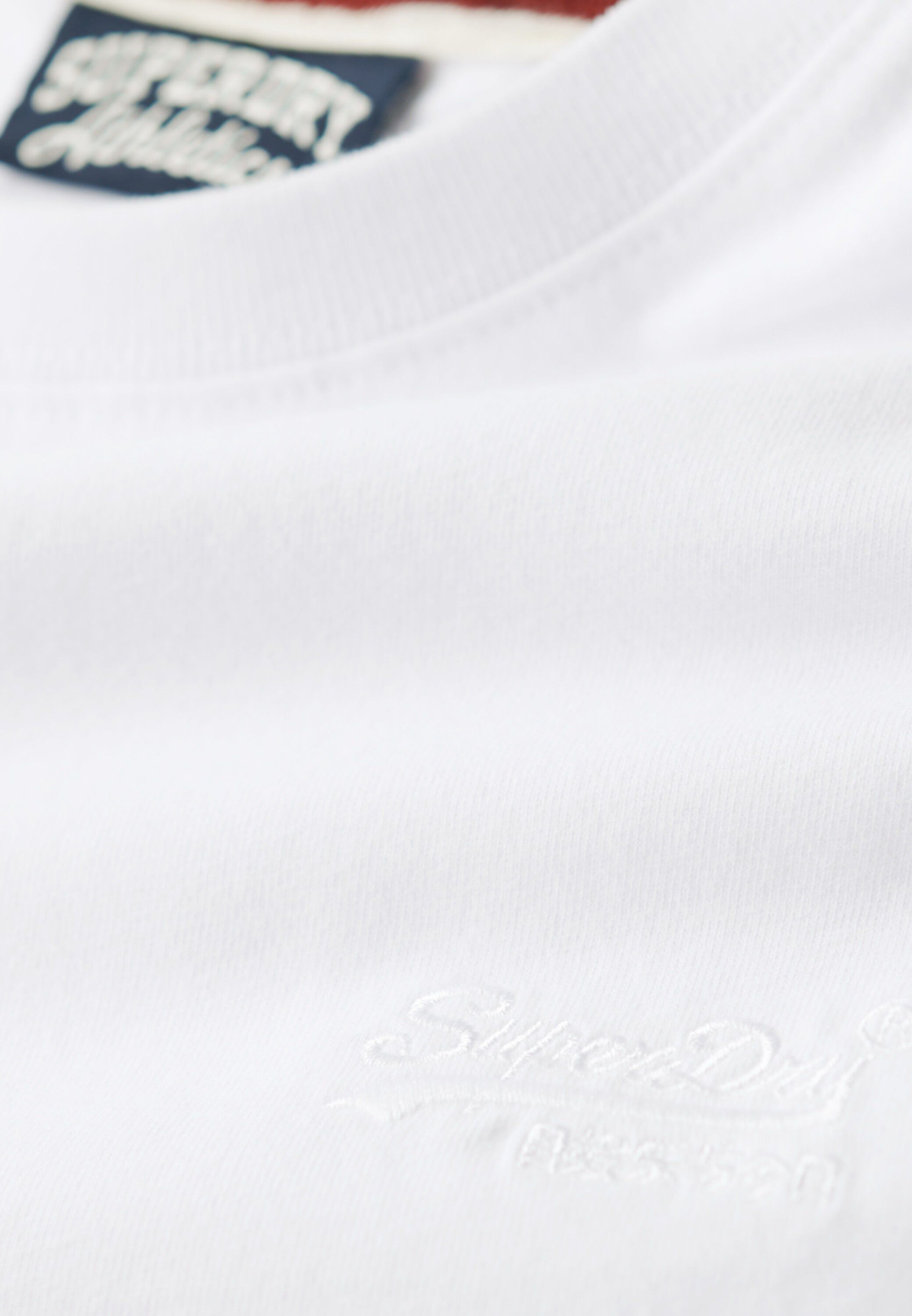 ESSENTIAL LOGO EMB TEE