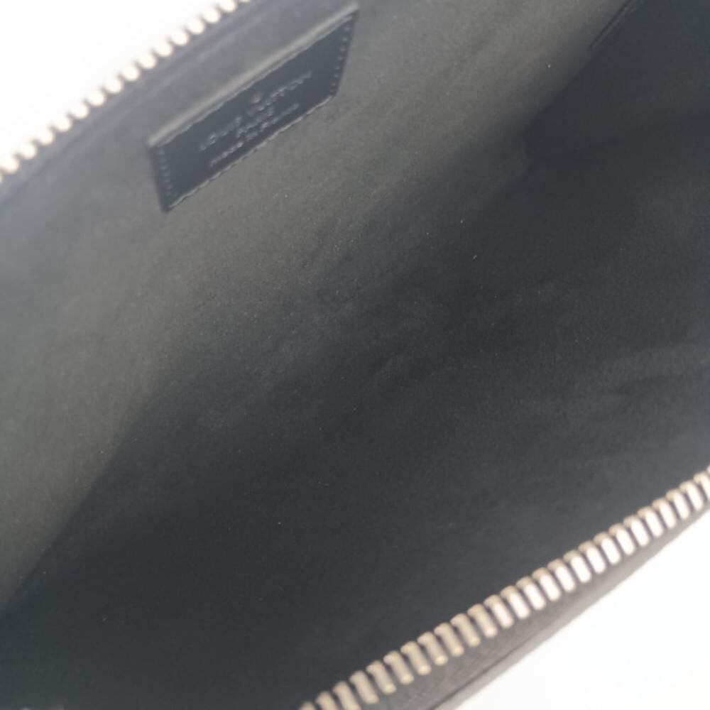 Louis Vuitton Clutch