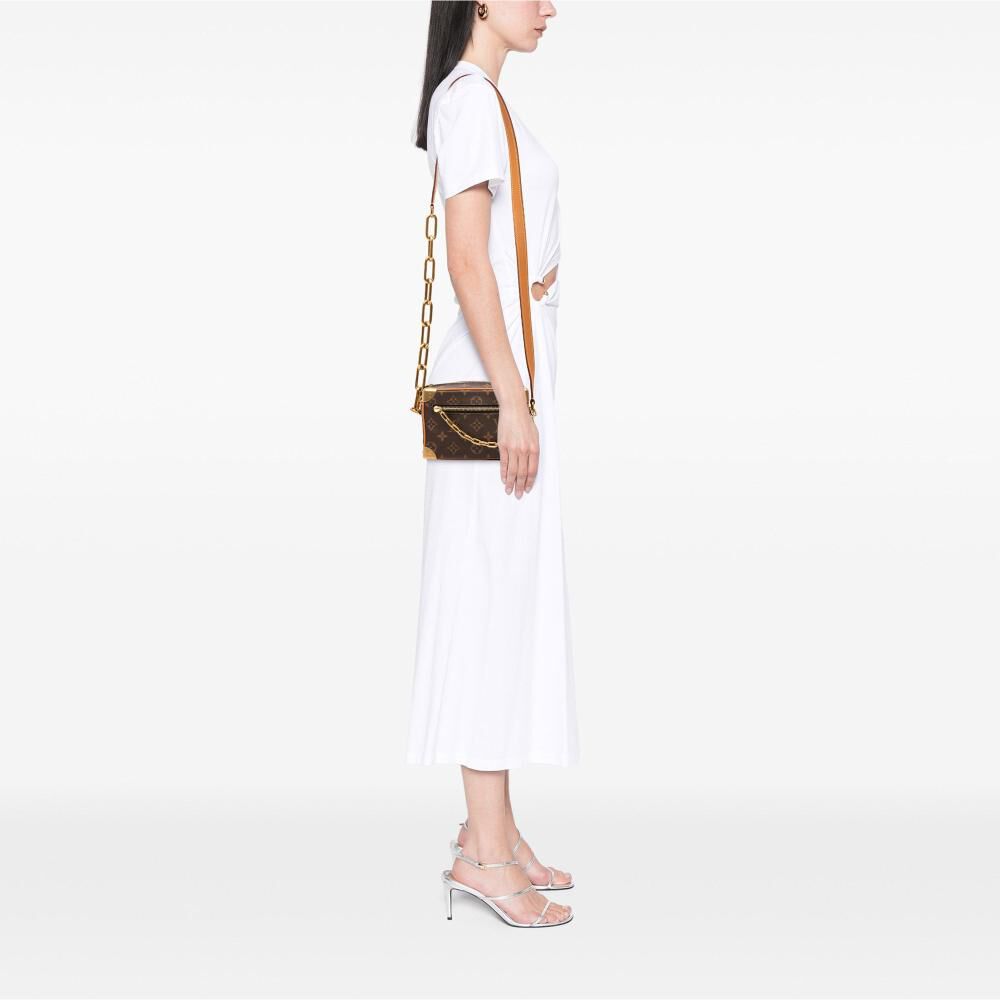 Louis Vuitton Shoulder Bags