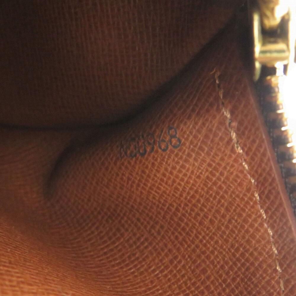 Louis Vuitton Papillon