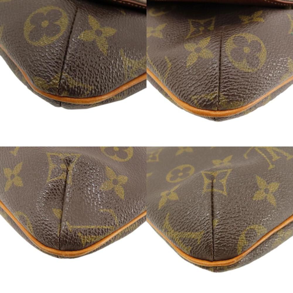 Louis Vuitton Shoulder Bags