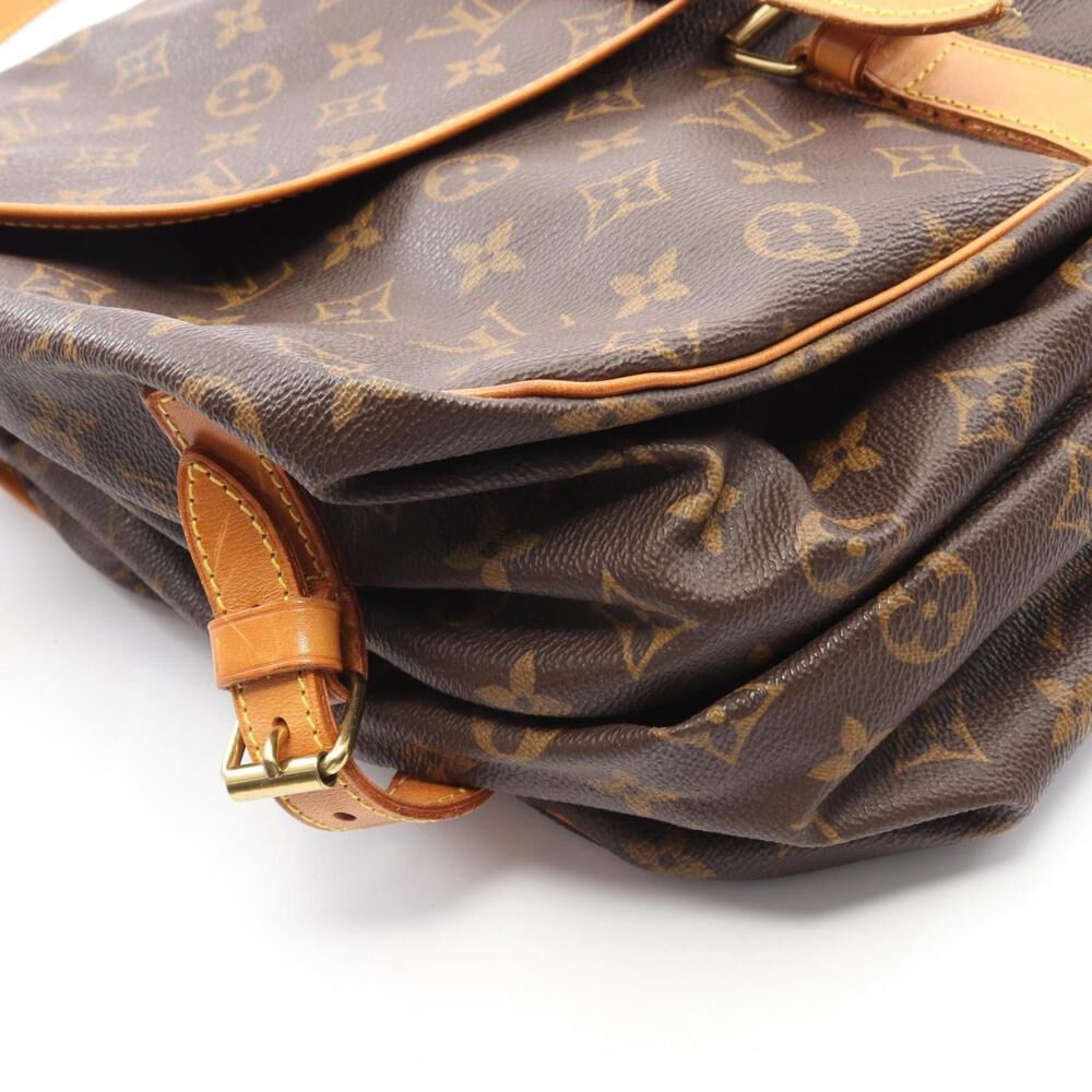 Louis Vuitton Saumur