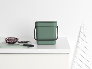 Affaldsspand m/låg sort. kon. 3 ltr