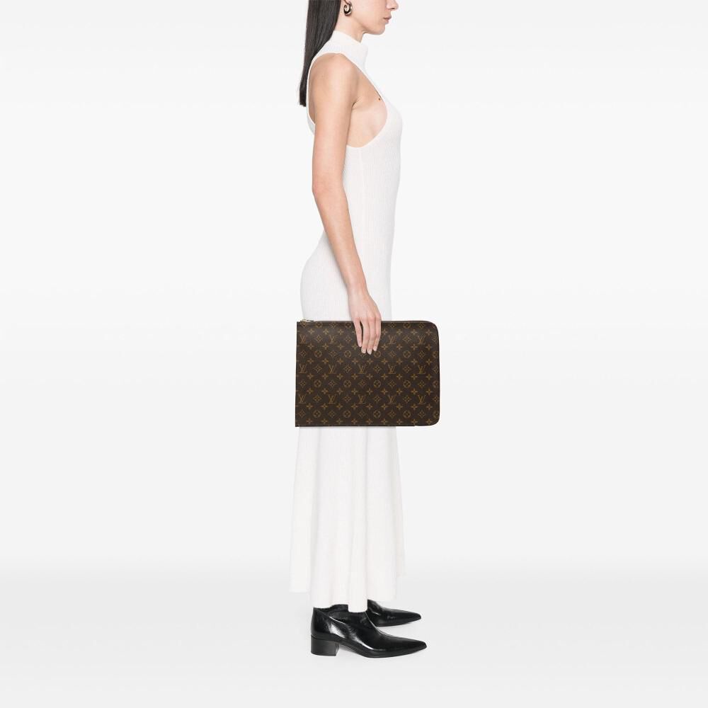 Louis Vuitton Poche Documents