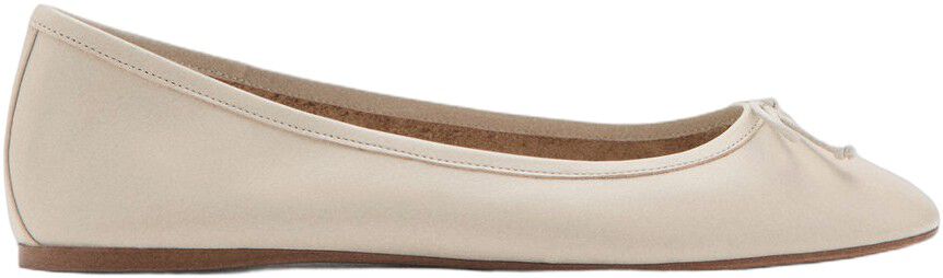 Leather ballet flats with bow