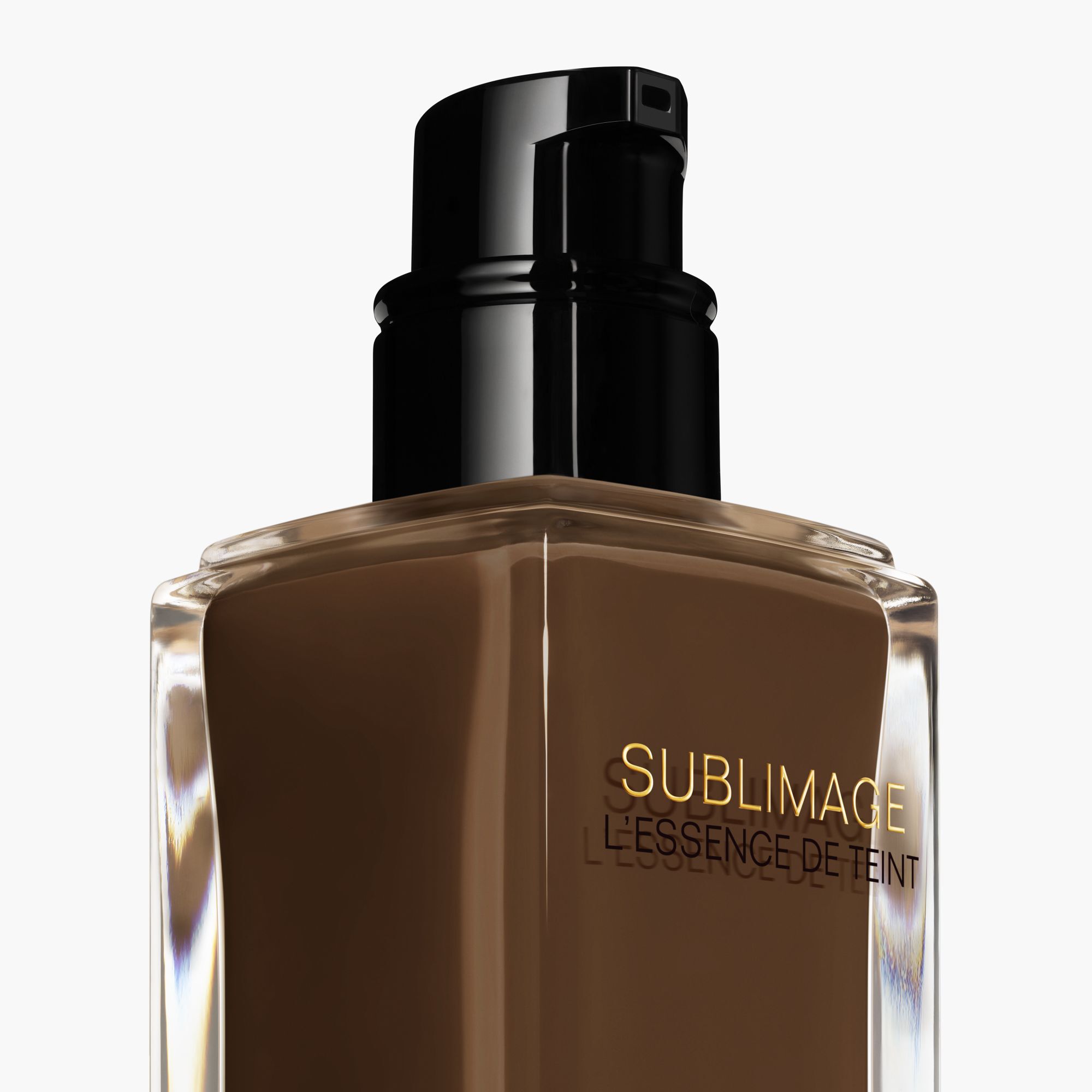 ET ULTIMATIVT FOUNDATIONSERUM FOR MERE UDSTR&Aring;LING