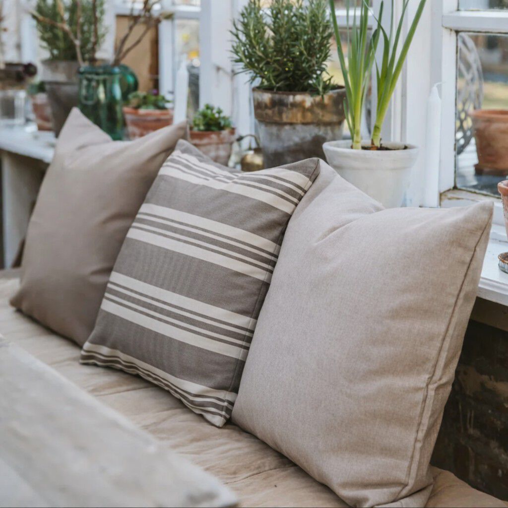 Fossflakes udend&oslash;rspude 50x50 cm. Gr&aring; stribet