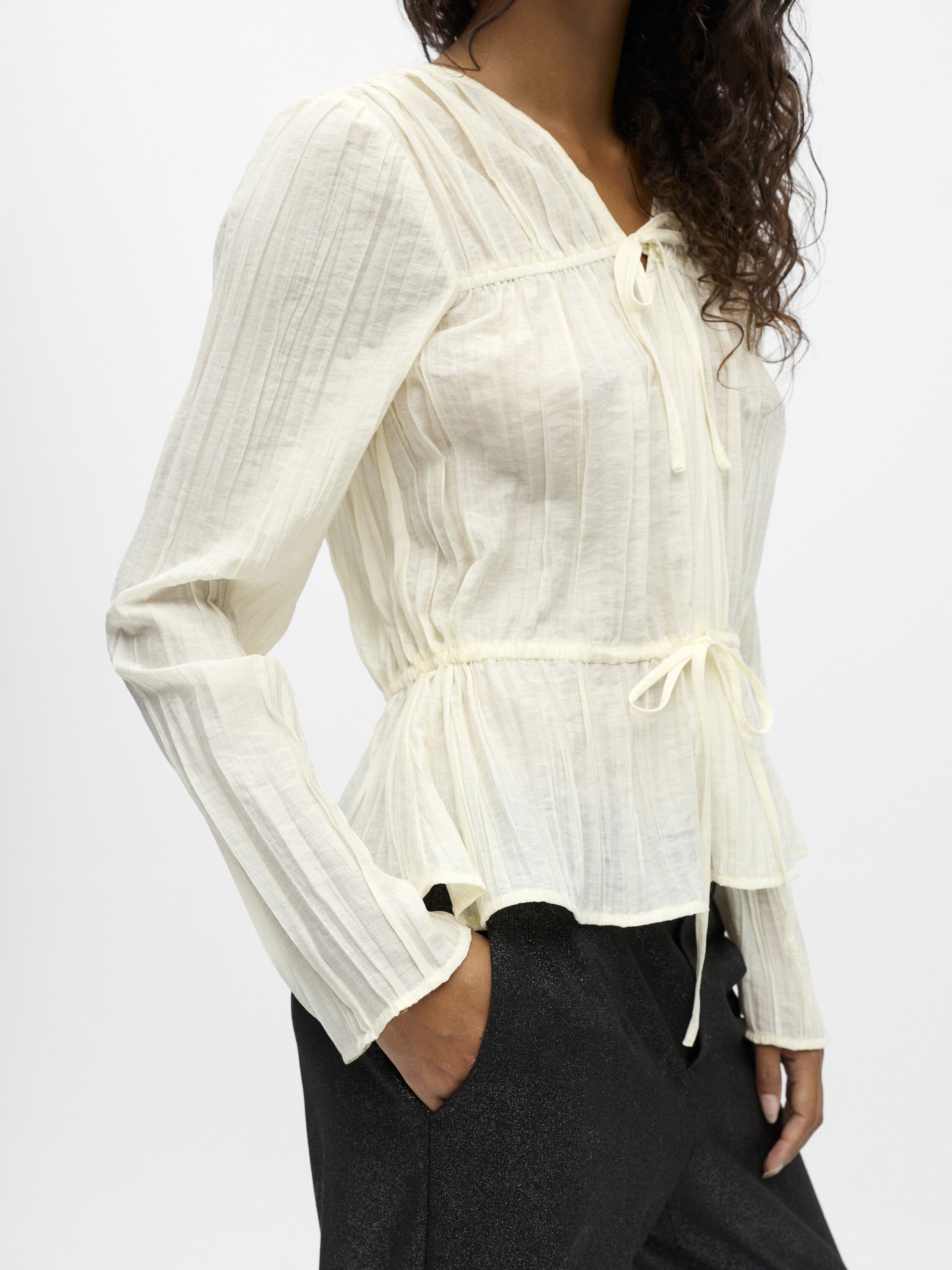 OBJBREA RE L/S TOP E DIV