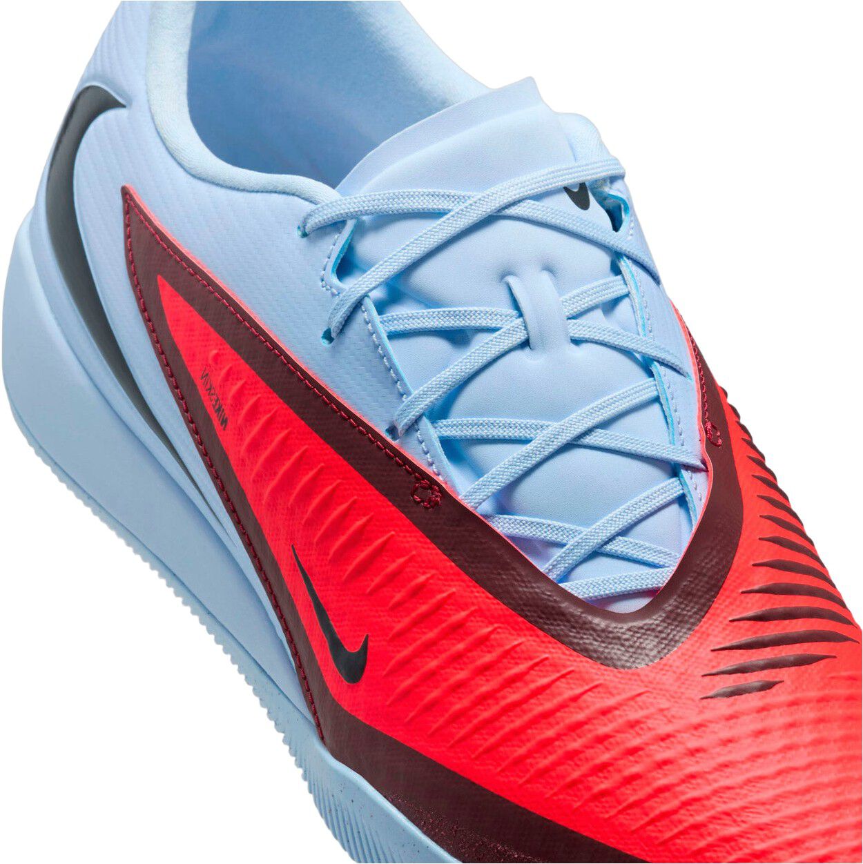 Phantom 6 Academy Indend&oslash;rsko