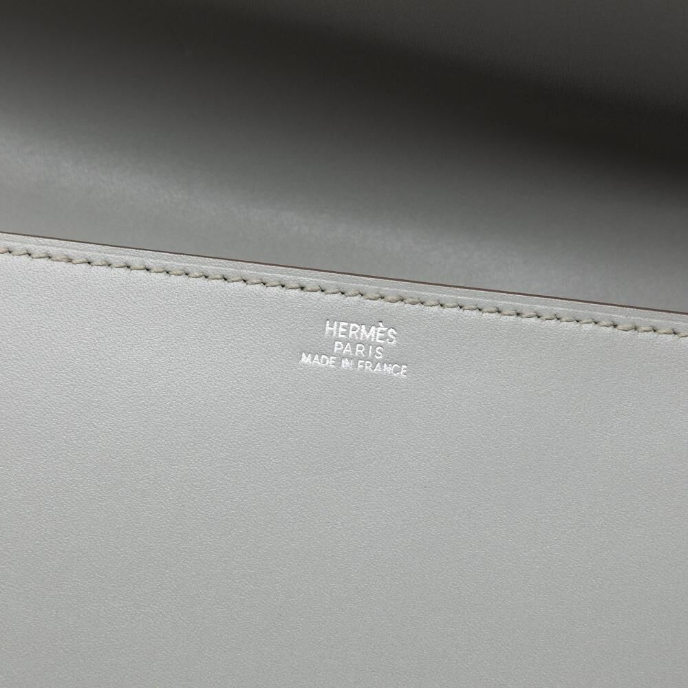 Herm&egrave;s Clutch