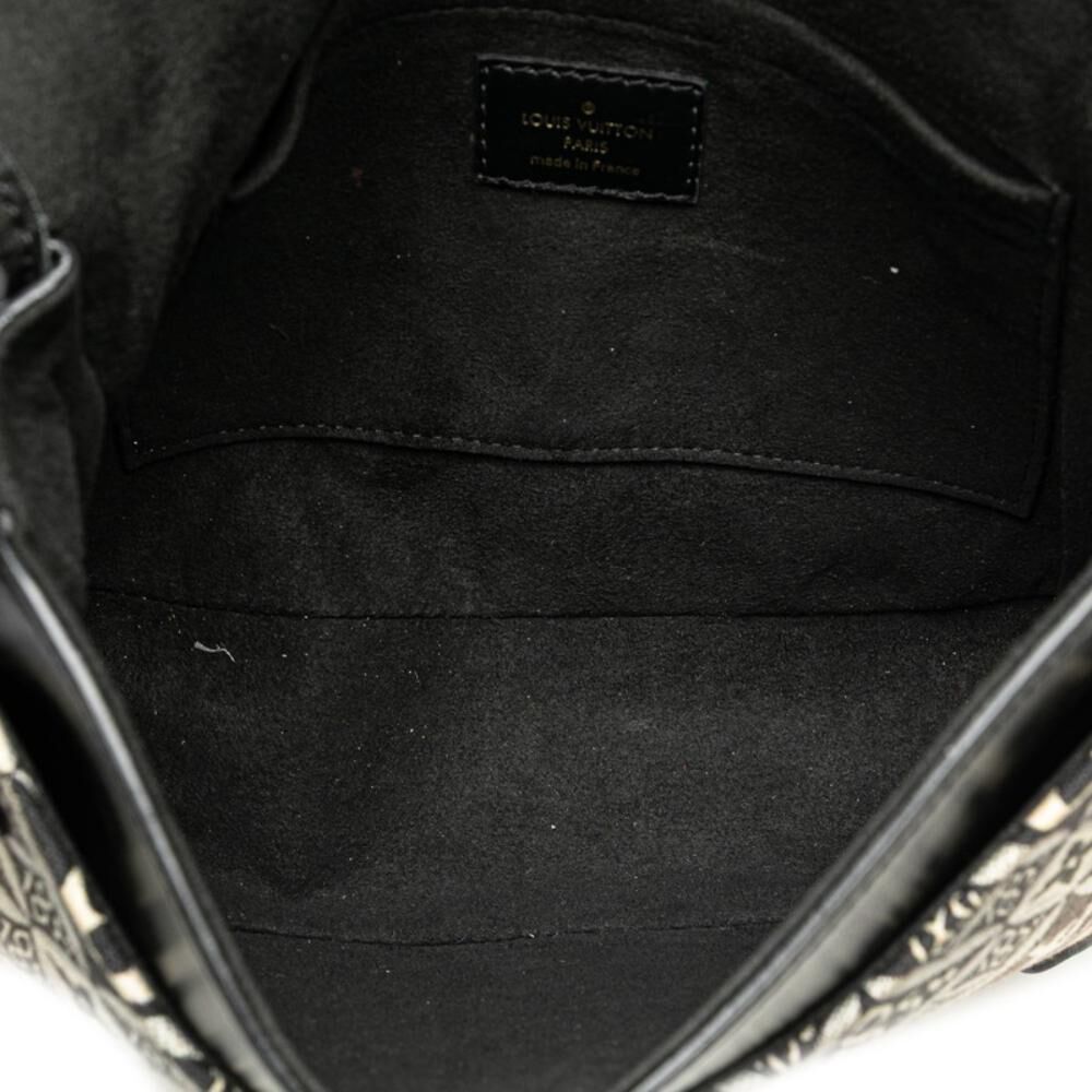 Louis Vuitton Saumur