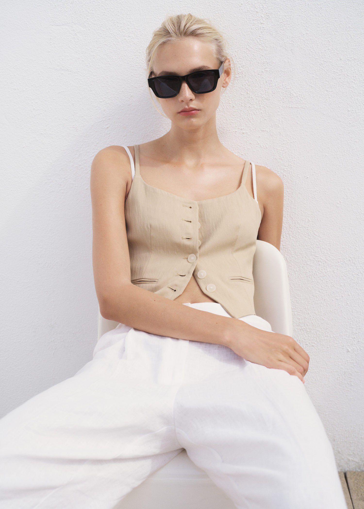 Suit vest with thin straps