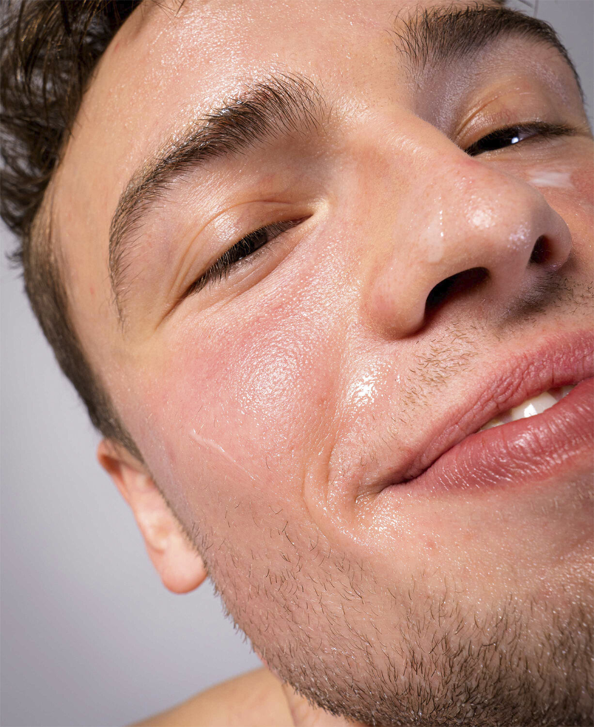 Leave me - eksfolierende serum mod uren hud