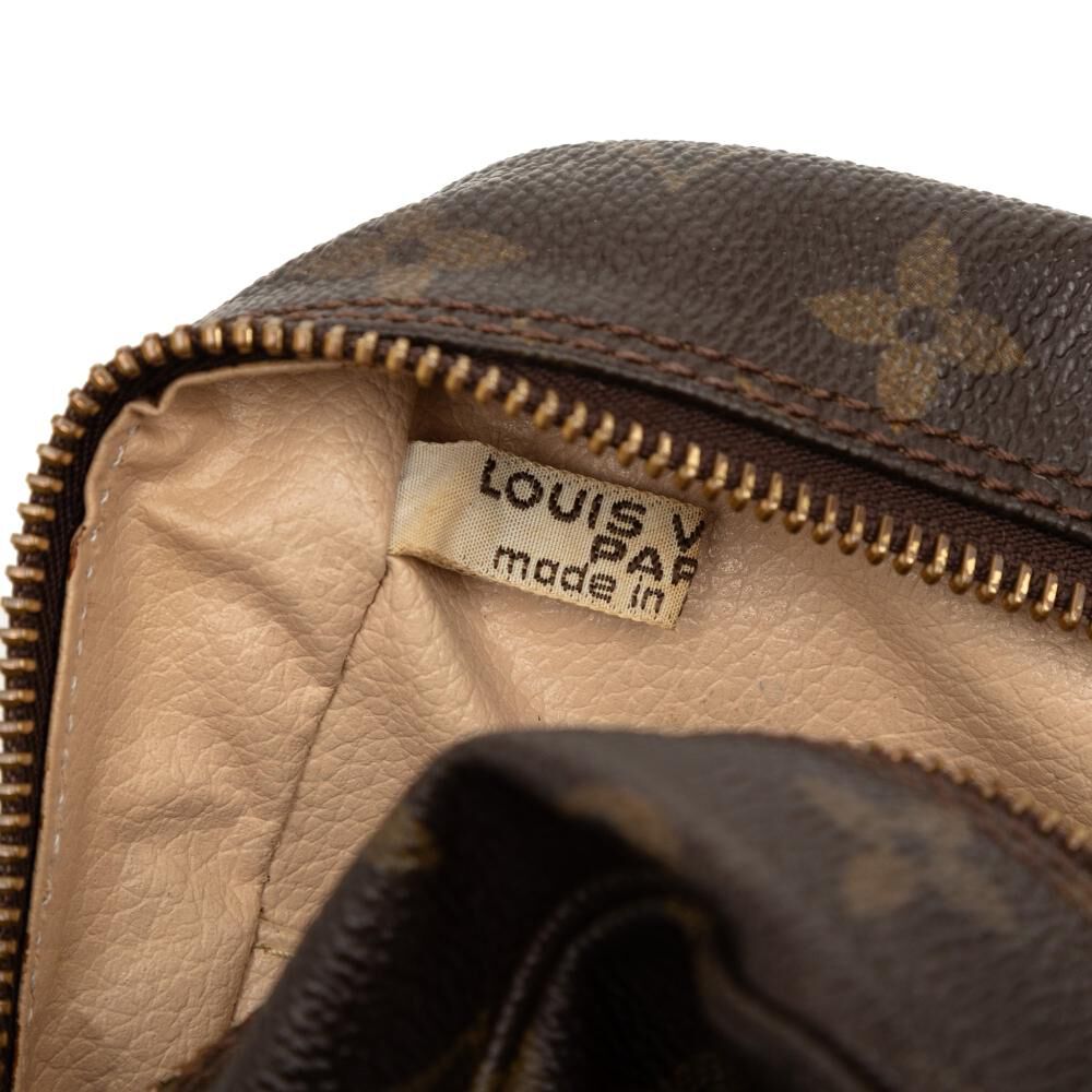 Louis Vuitton Trousse Toilette