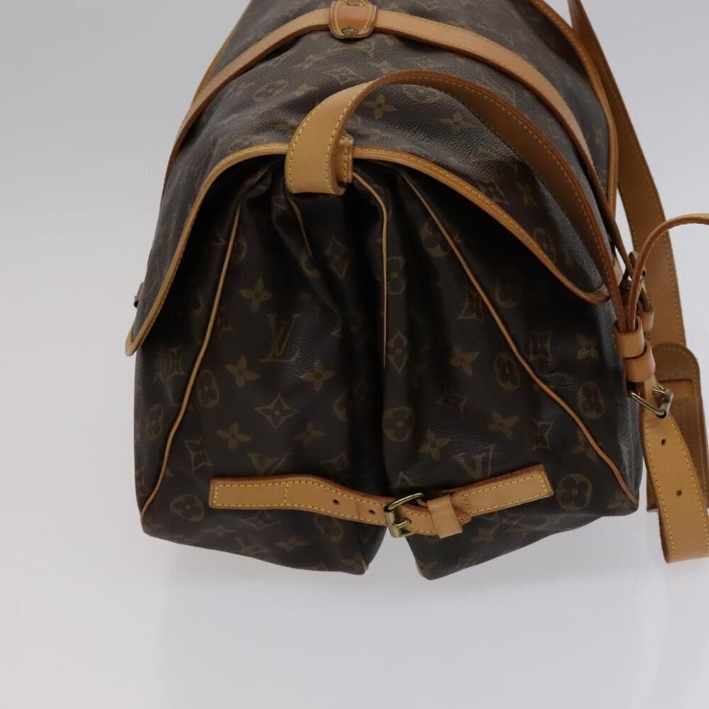 Louis Vuitton Saumur