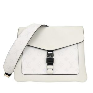 Louis Vuitton Shoulder Bags