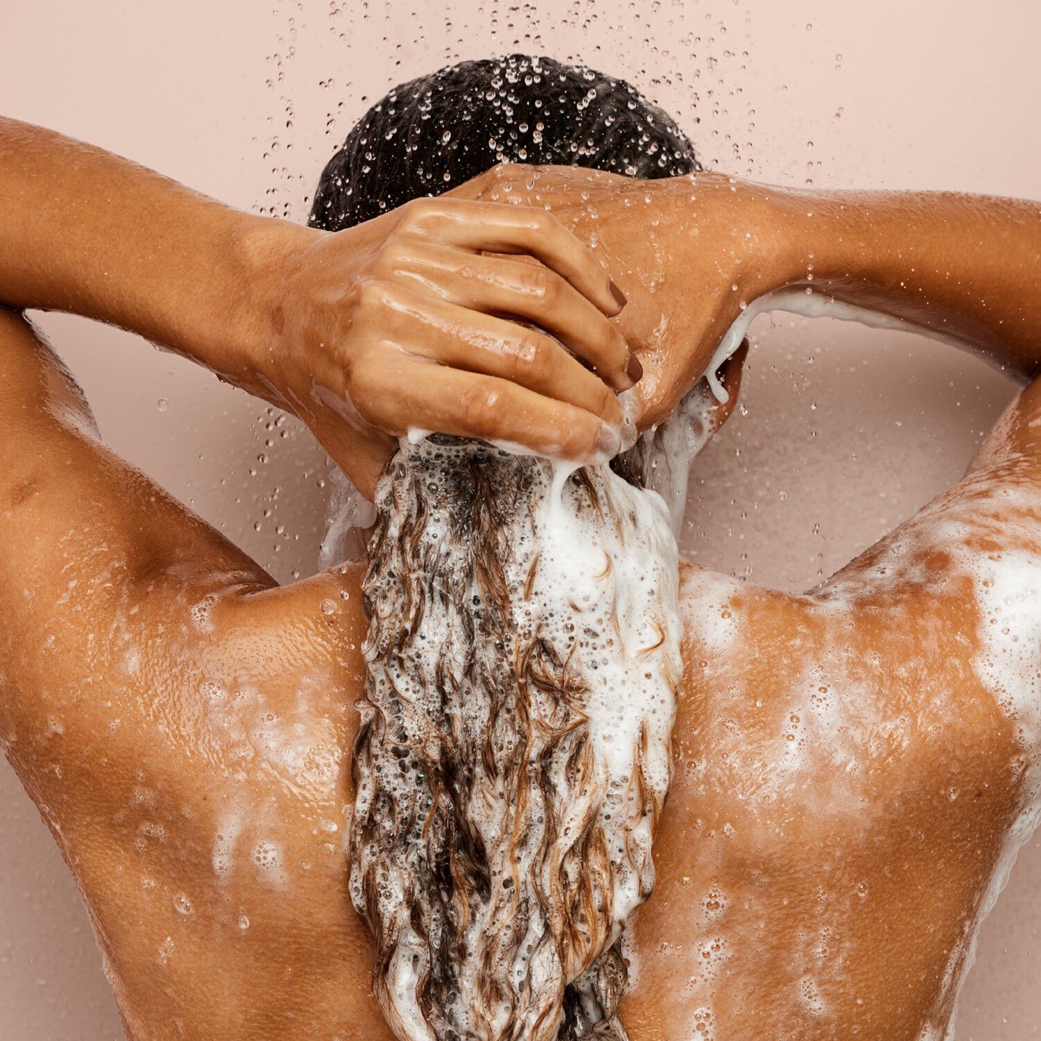 The Rich One - Fugtgivende, plejende shampoo