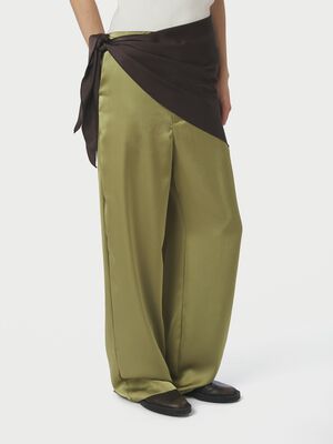 Serina Heavy Sateen Big Scarf