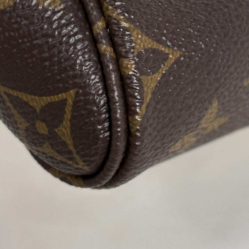 Louis Vuitton Favorite