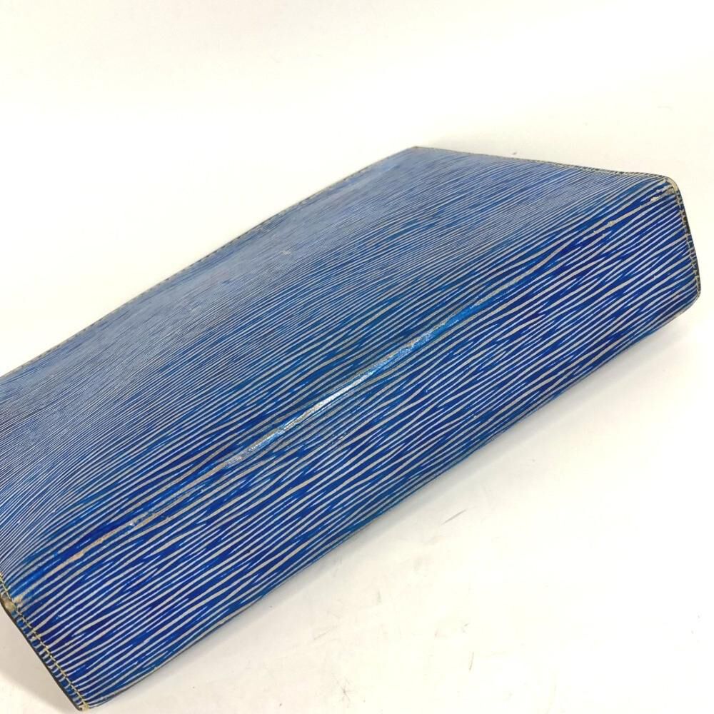 Louis Vuitton Poche Toilette