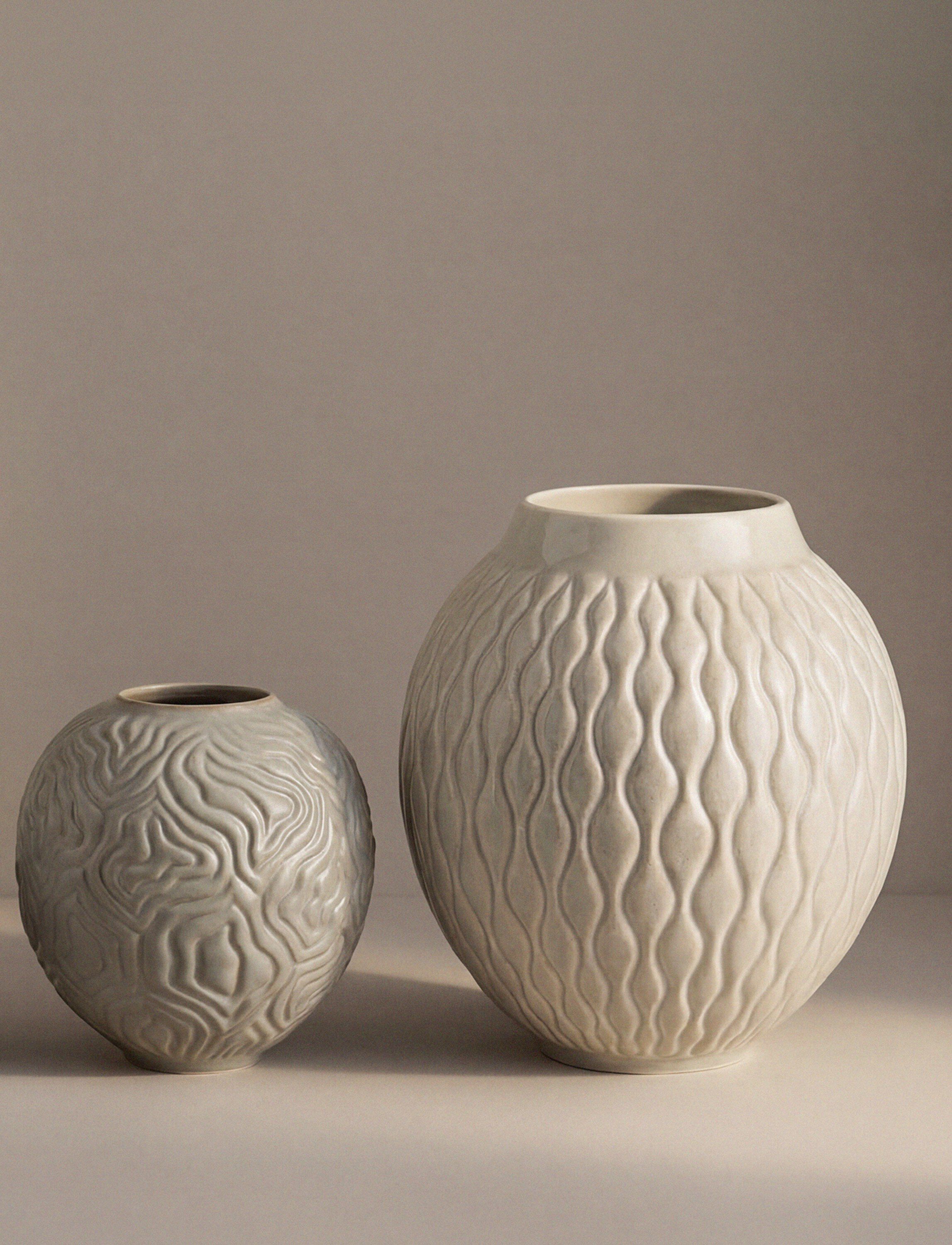 Solum vase H 24 cm ash