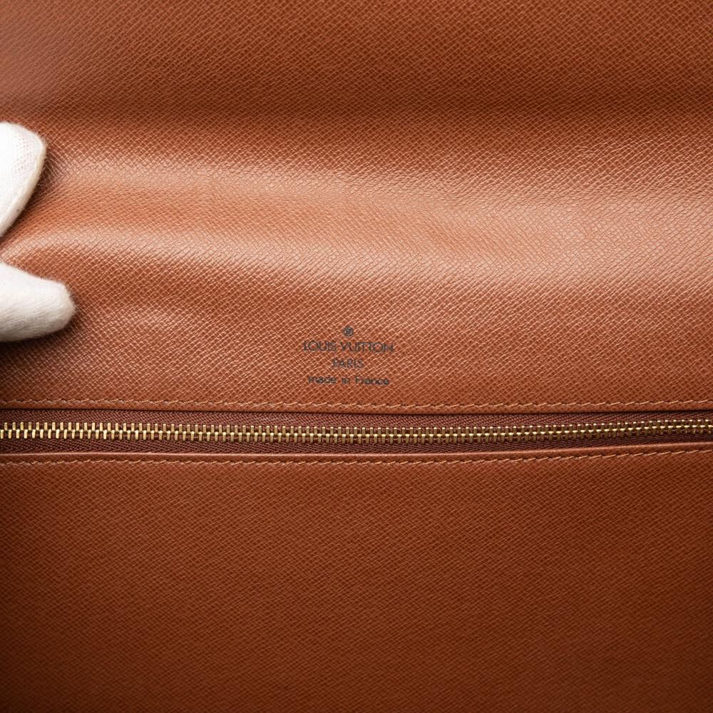 Louis Vuitton Pochette Dame