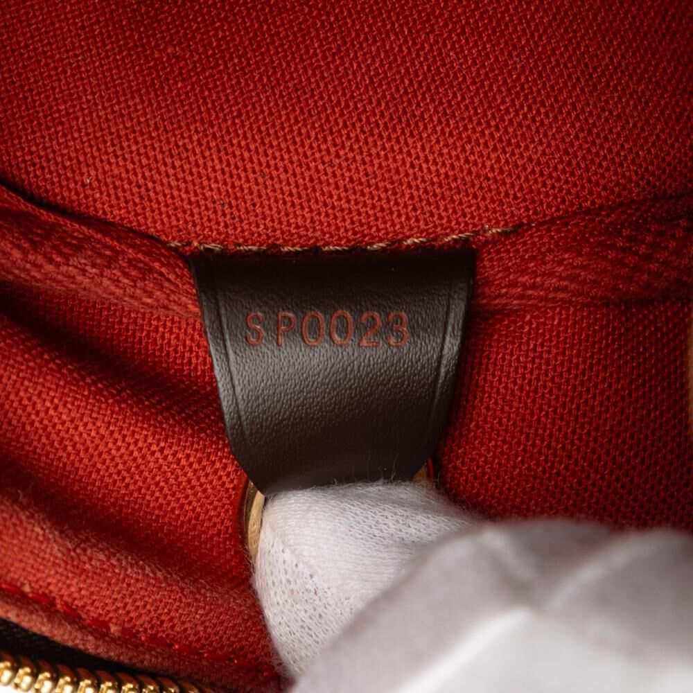 Louis Vuitton Nolita