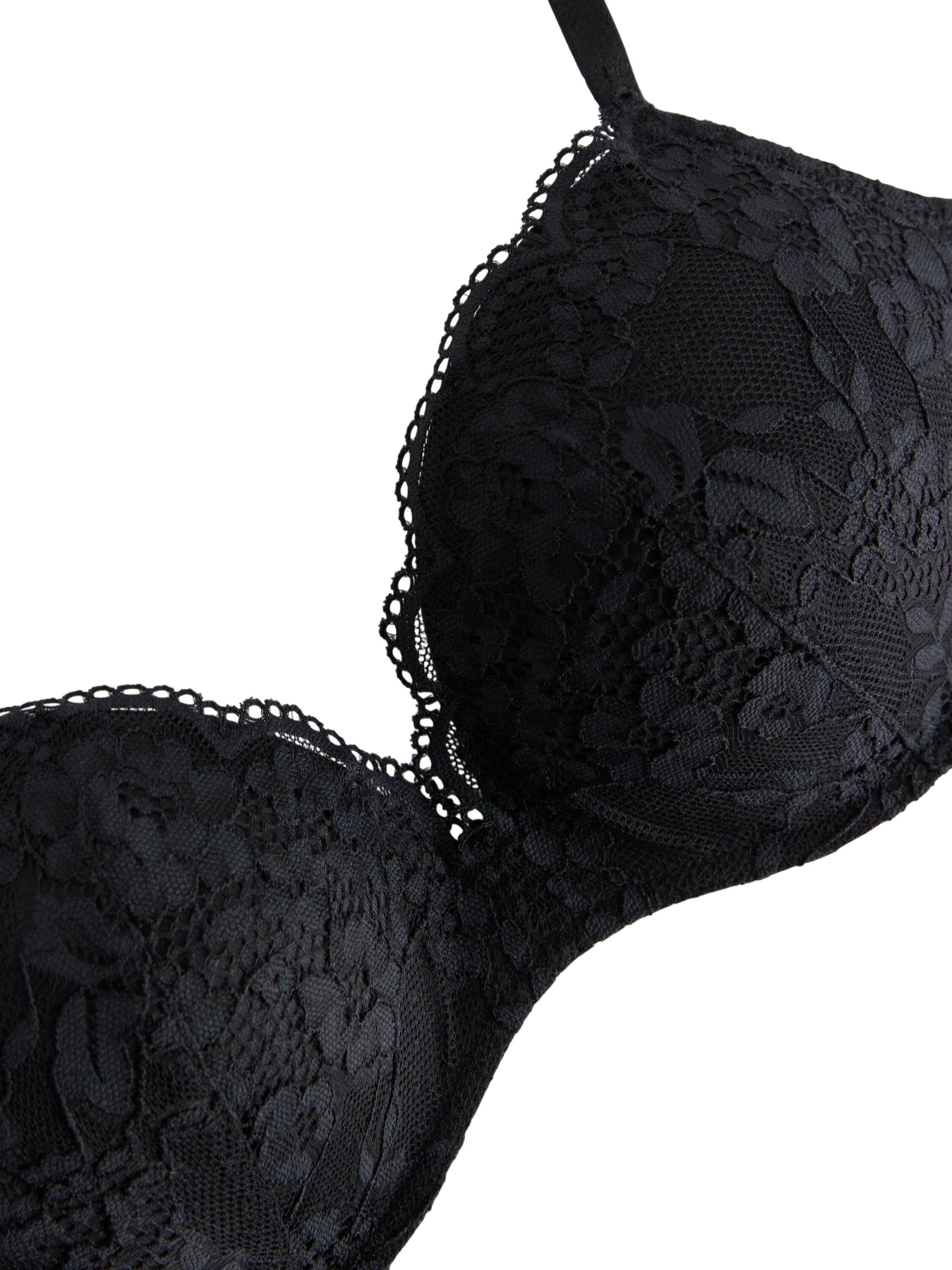 Comfortable push-up bra with soft p
