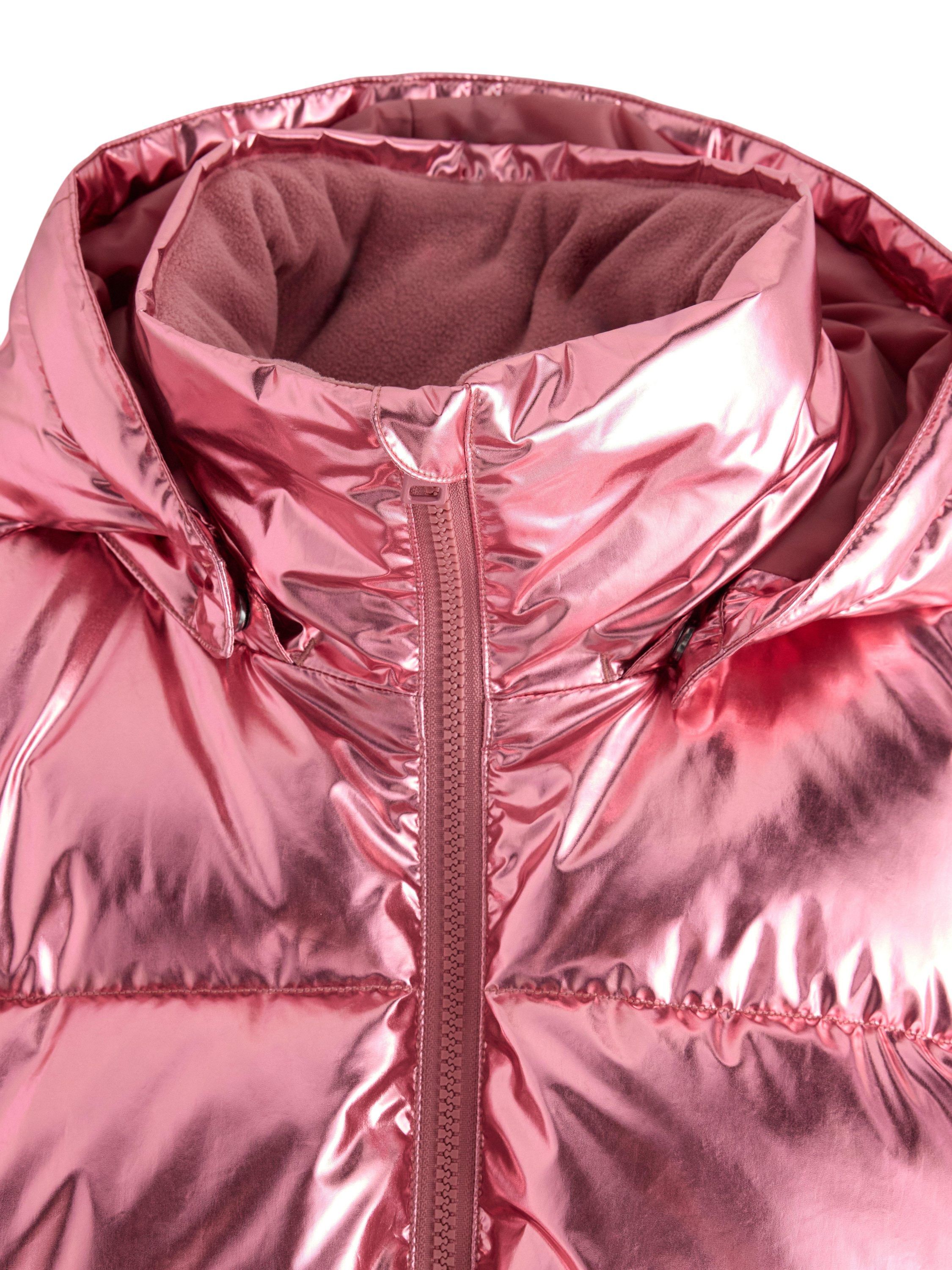 Cosy padded jacket for cooler days.