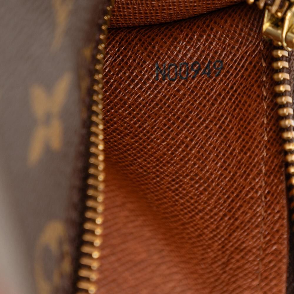 Louis Vuitton Papillon