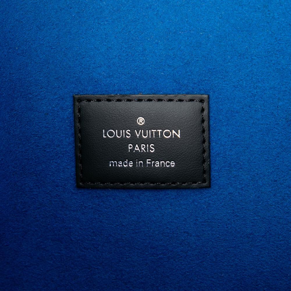 Louis Vuitton Clutch