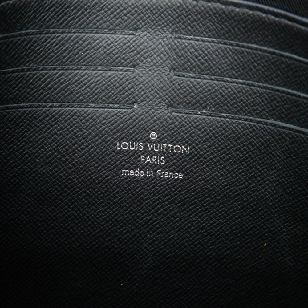 Louis Vuitton Pochette Homme
