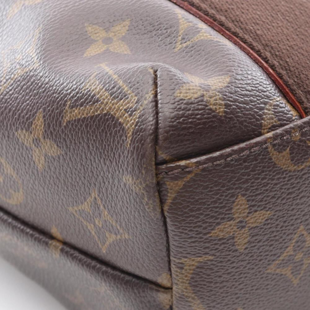 Louis Vuitton Bucket Bag