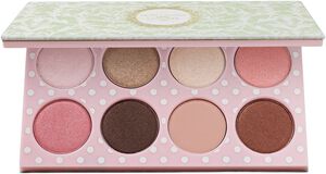 Estee Lauder x Ladurée Eyeshadow Palette