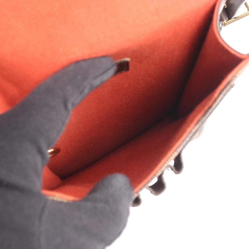 Louis Vuitton Shoulder Bags