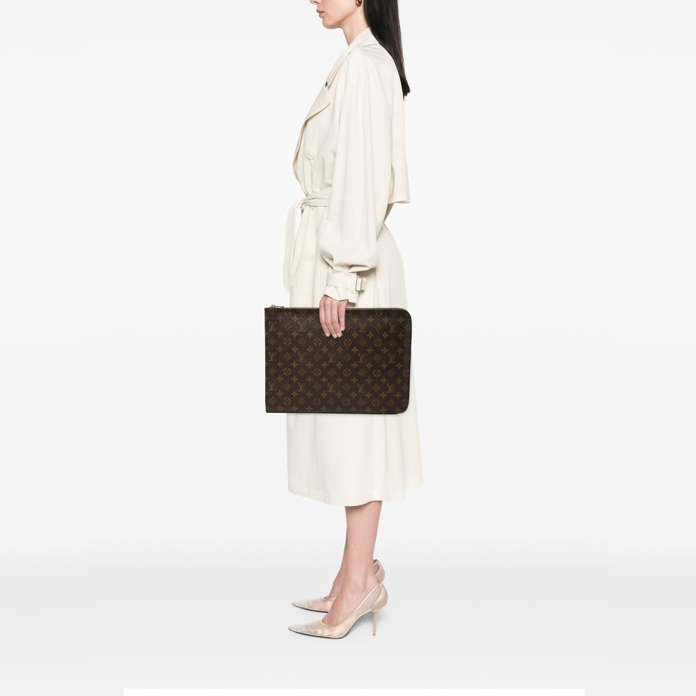 Louis Vuitton Poche Documents