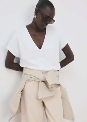 V-neck cotton T-shirt