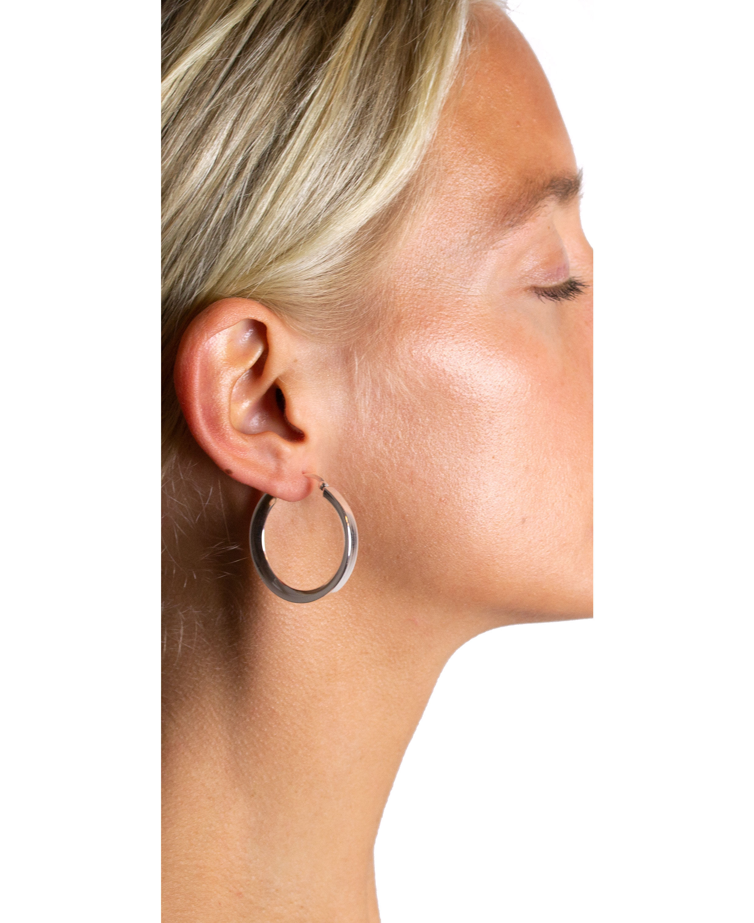 Classic Annabella &oslash;reringe. Diameter: 35 mm.