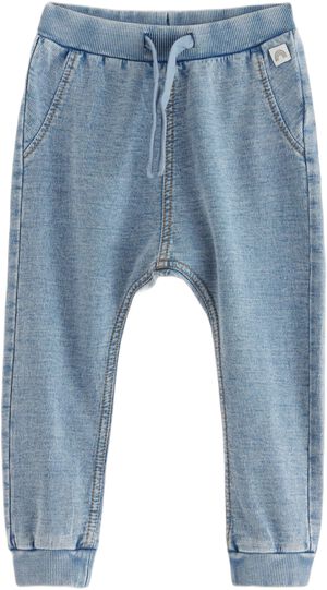 Soft, comfy joggers in cotton.