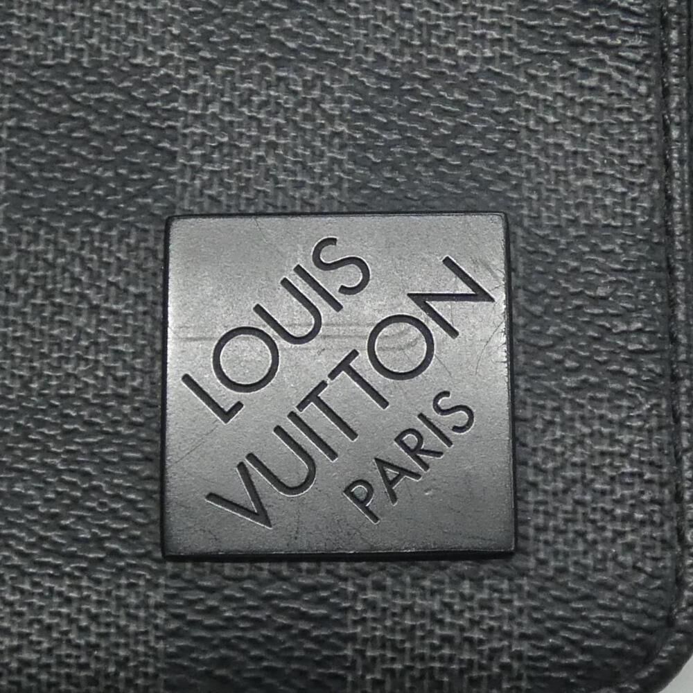 Louis Vuitton District