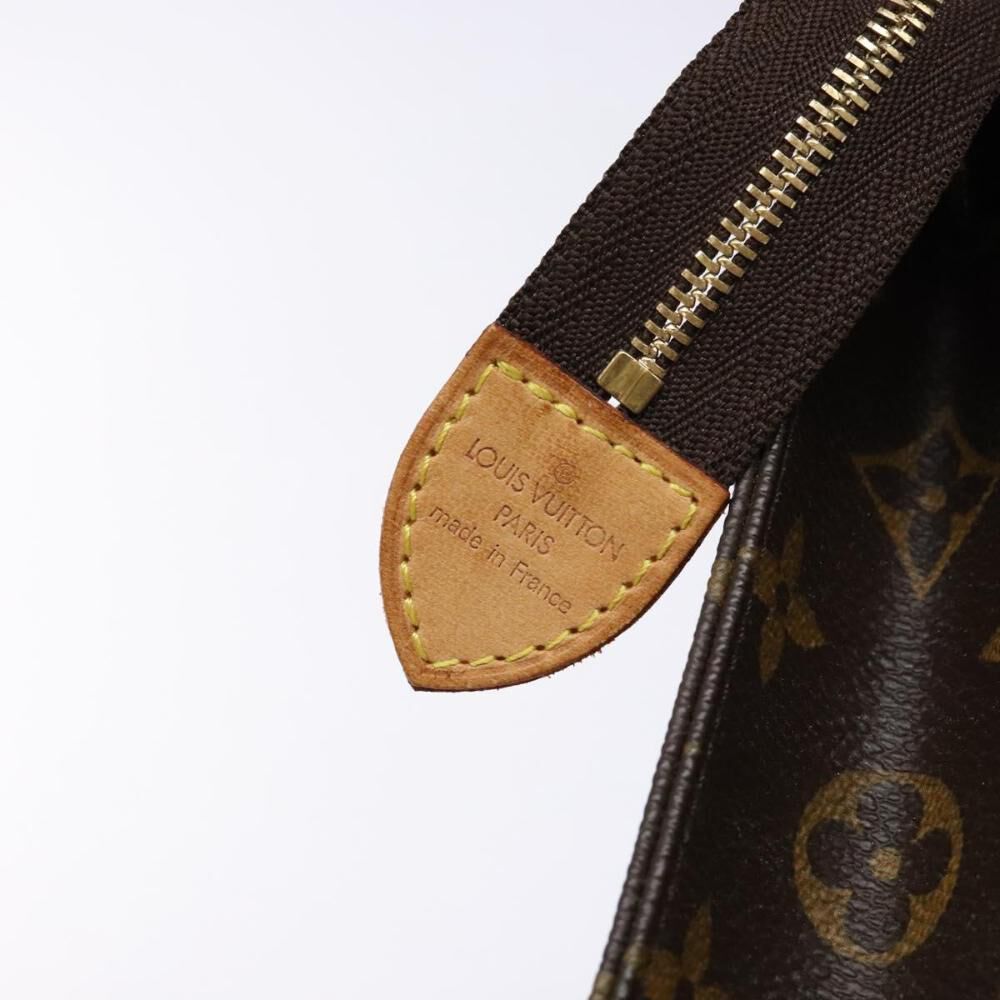 Louis Vuitton Poche Toilette