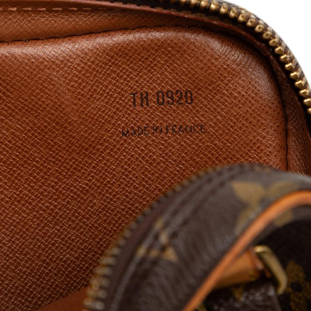 Louis Vuitton Pochette Marly Bandouliere