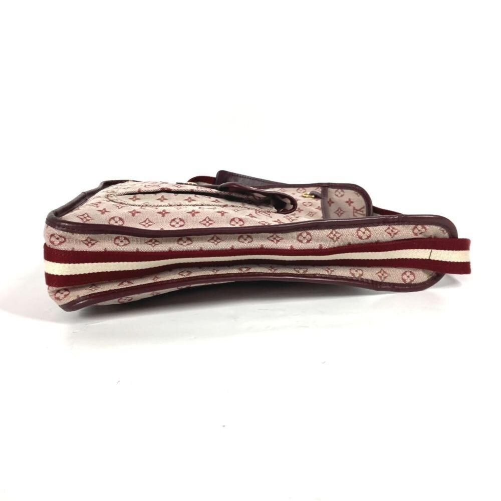 Louis Vuitton Shoulder Bags