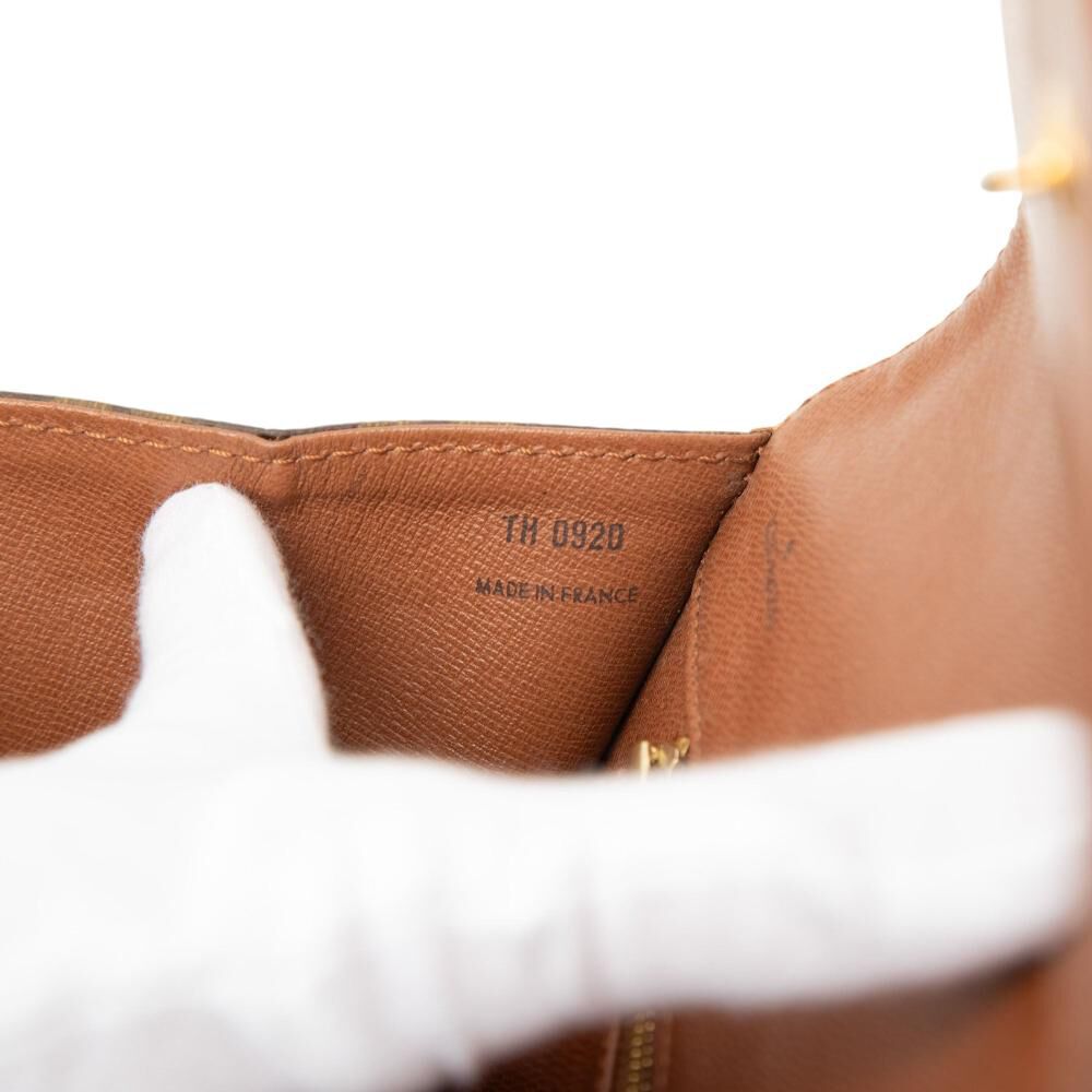 Louis Vuitton Pochette Dame