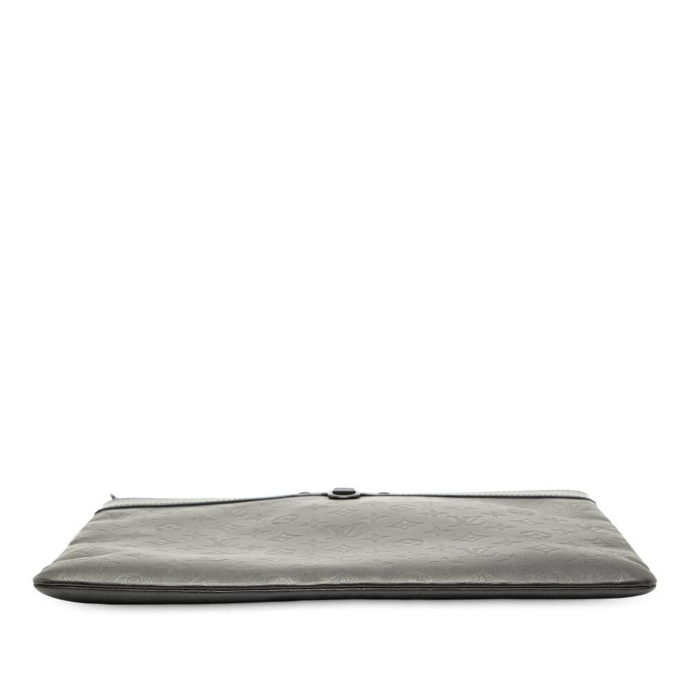 Louis Vuitton Clutch