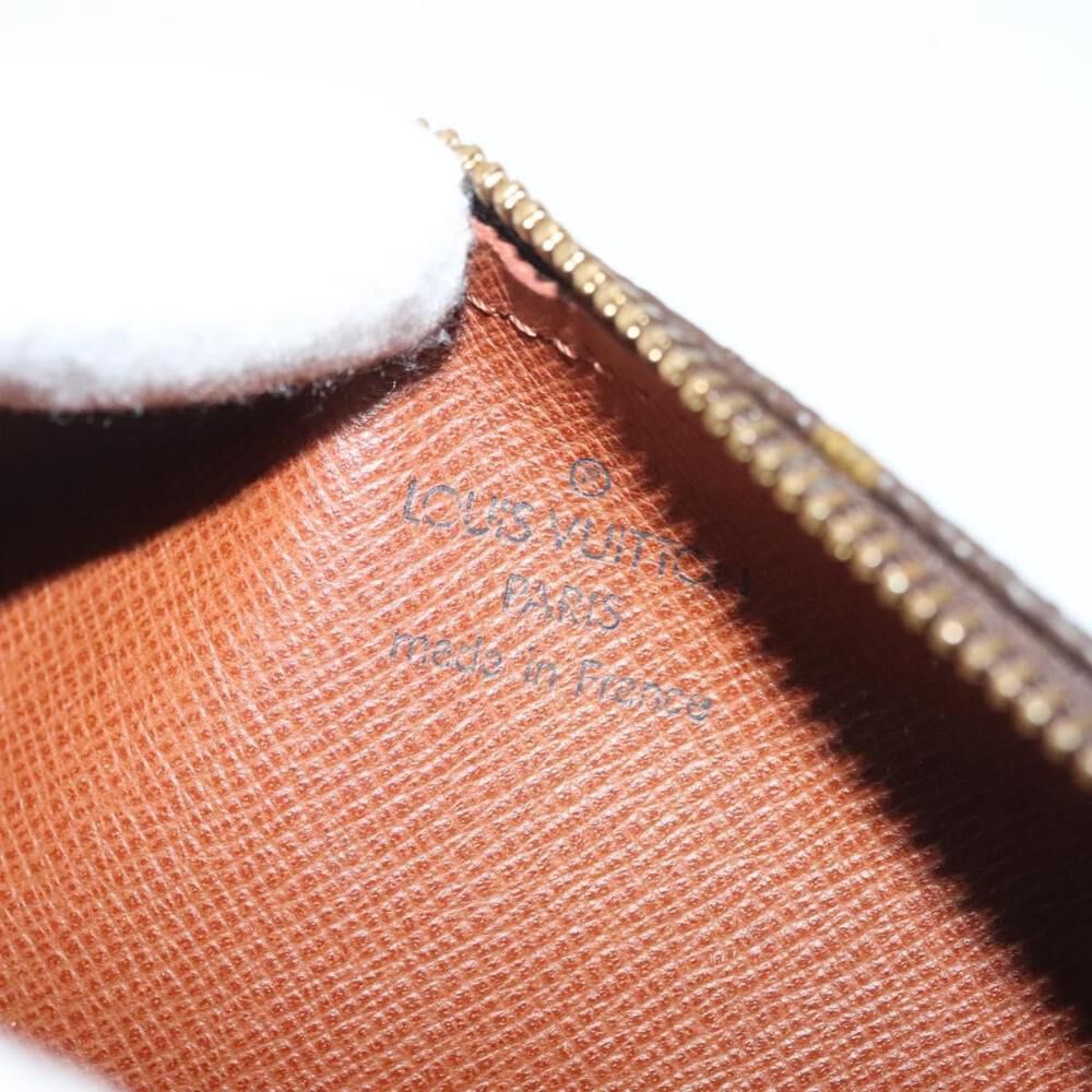 Louis Vuitton Papillon