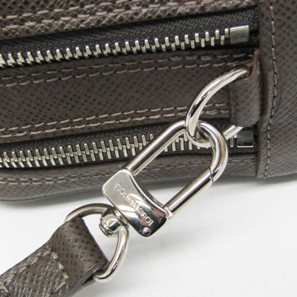 Louis Vuitton Clutch