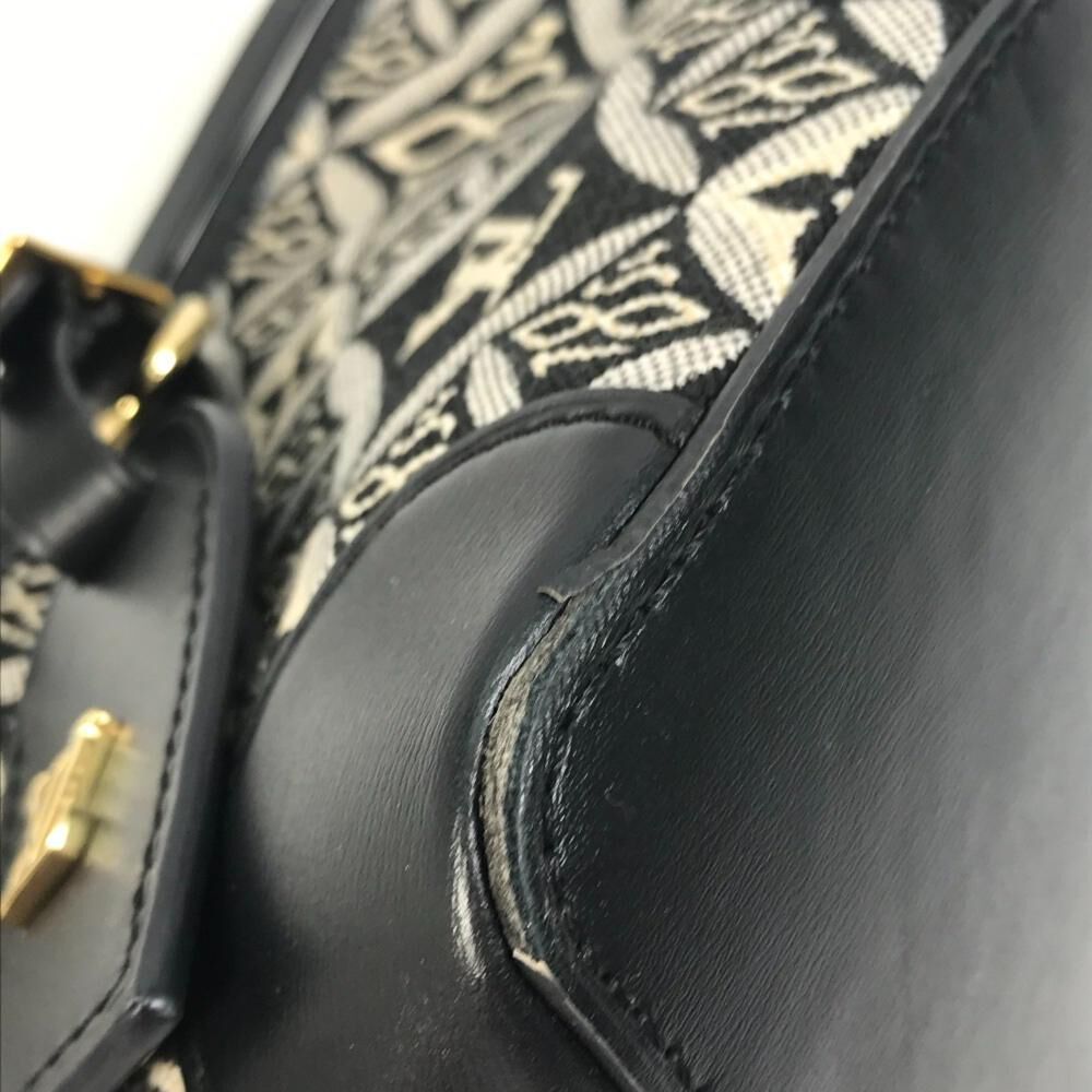 Louis Vuitton Bucket Bag