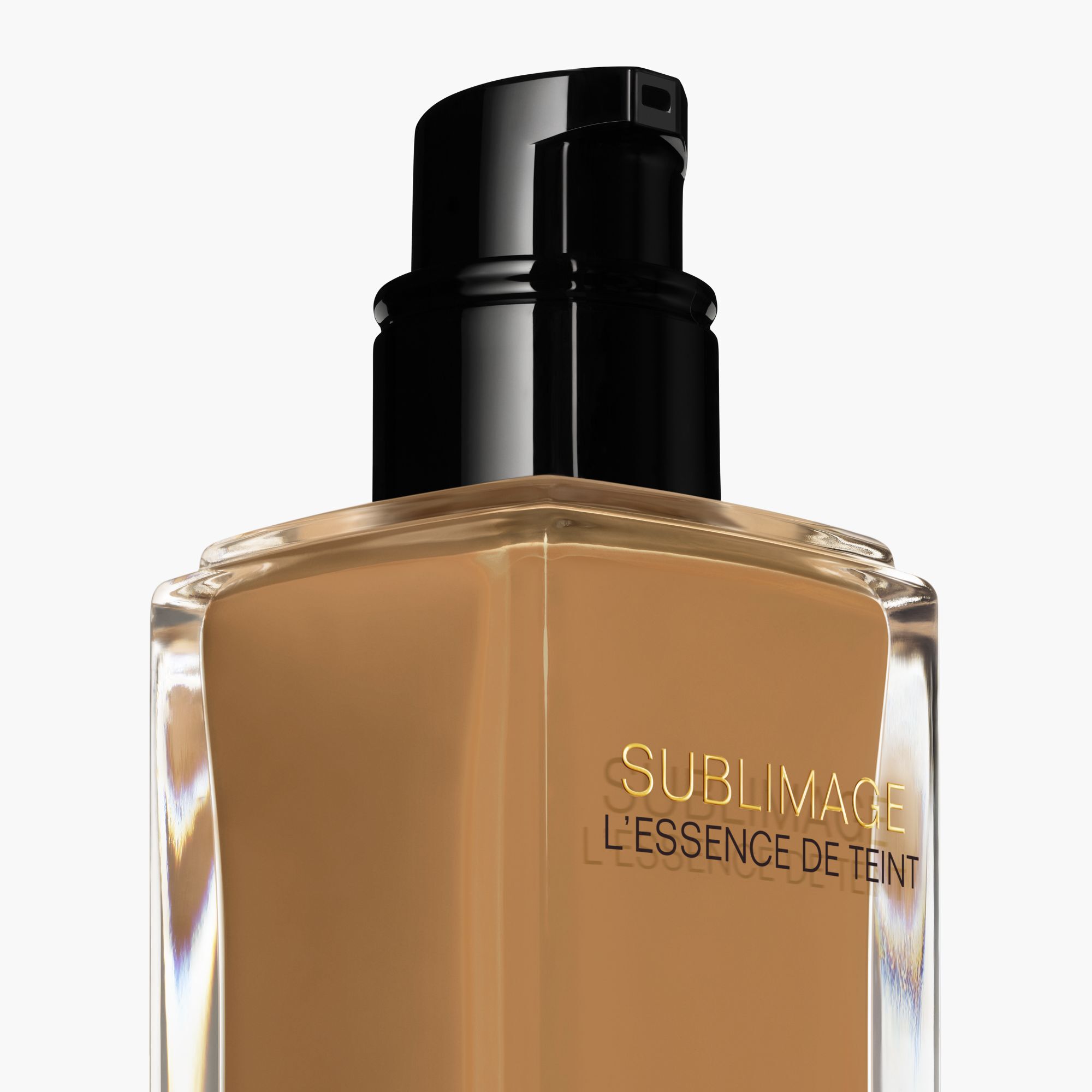 ET ULTIMATIVT FOUNDATIONSERUM FOR MERE UDSTR&Aring;LING