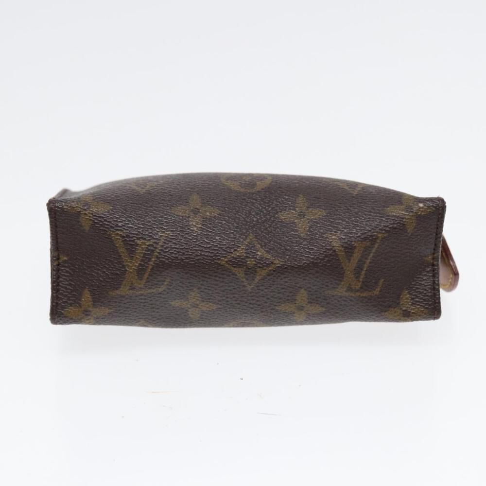 Louis Vuitton Poche Toilette